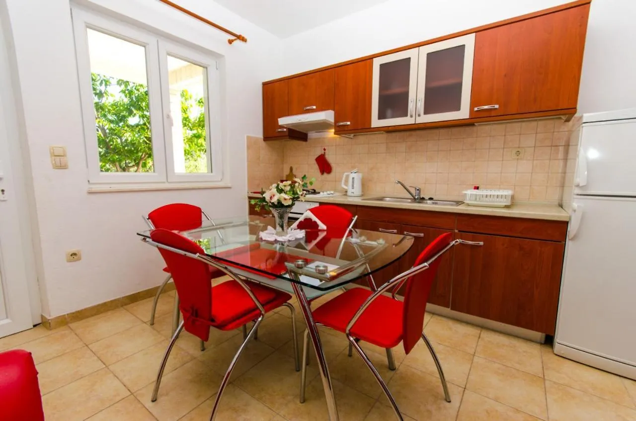 Apartments Ivana Trogir