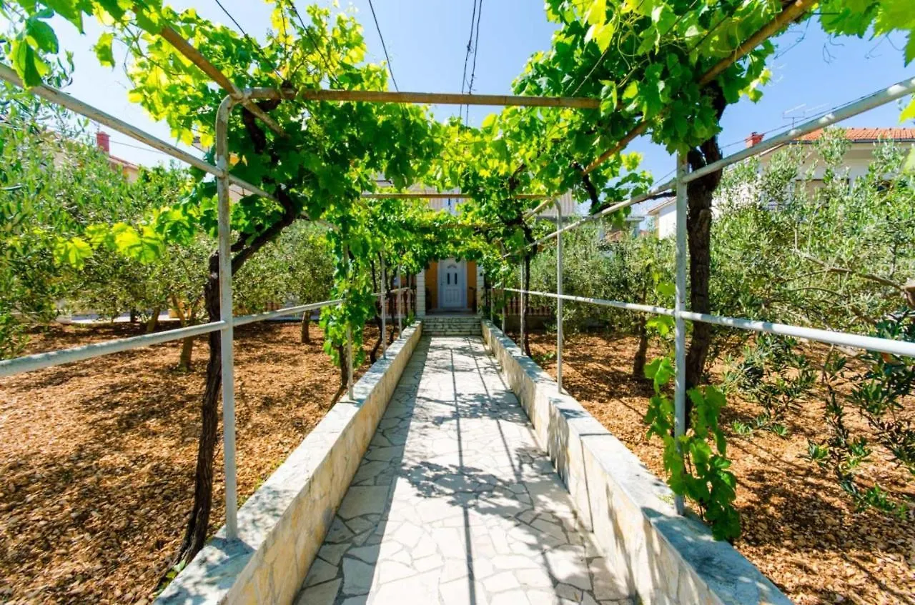 Apartments Ivana Trogir