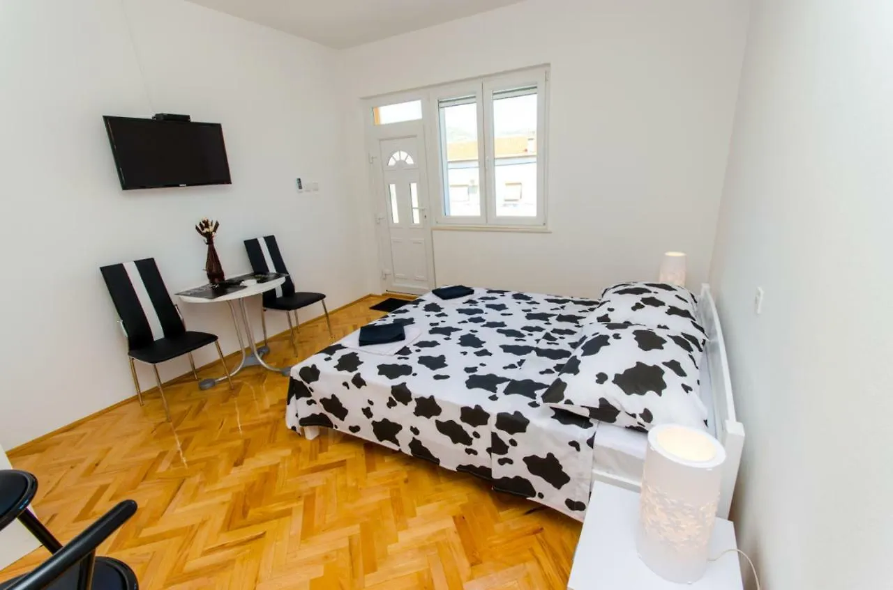 Apartments Ivana Trogir